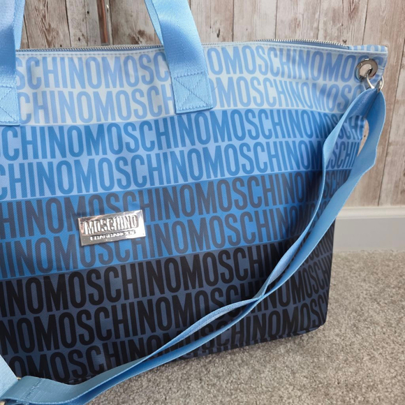 Moschino Blue Black Gradient Logo Duffel Travel Bag - Picture 2 of 8